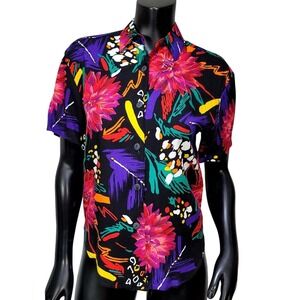 Essay by Sharon Anthony Vintage Petites Abstract Floral Button Down Blouse Black